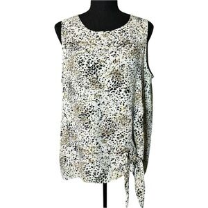 ROSE AND OLIVE women’s neutral colored patterned sleeveless blouse with tie